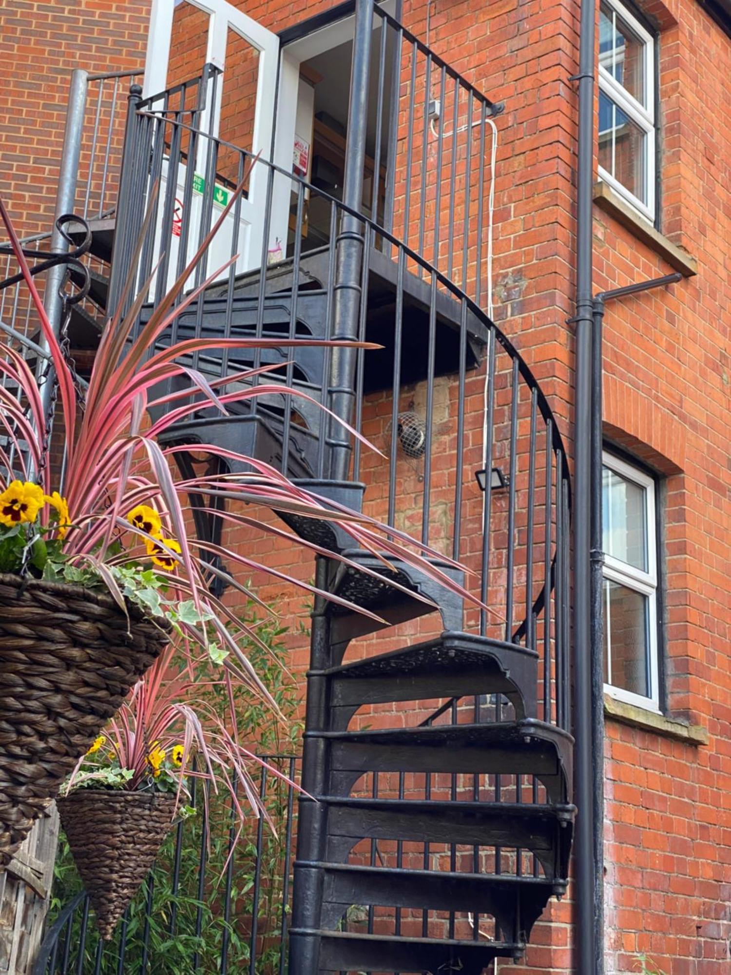 Deluxe Three Bed Bnb In Henley-On-Thames Near Station River & Town Centre 외부 사진